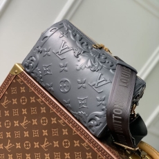 LV Speedy Bags